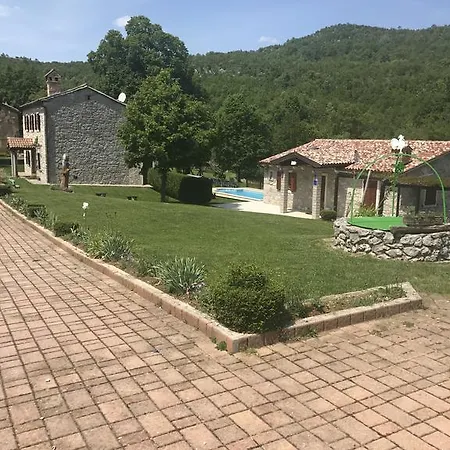 Summer & Winter Villa *
